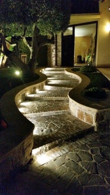 Luci Solari Automatiche Effetto Pietra – 4 Lampade (1+3 GRATIS) - immagine 5