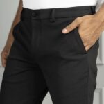Pantaloni Slim Uomo Elasticizzati: Stile e Comfort Assicurato