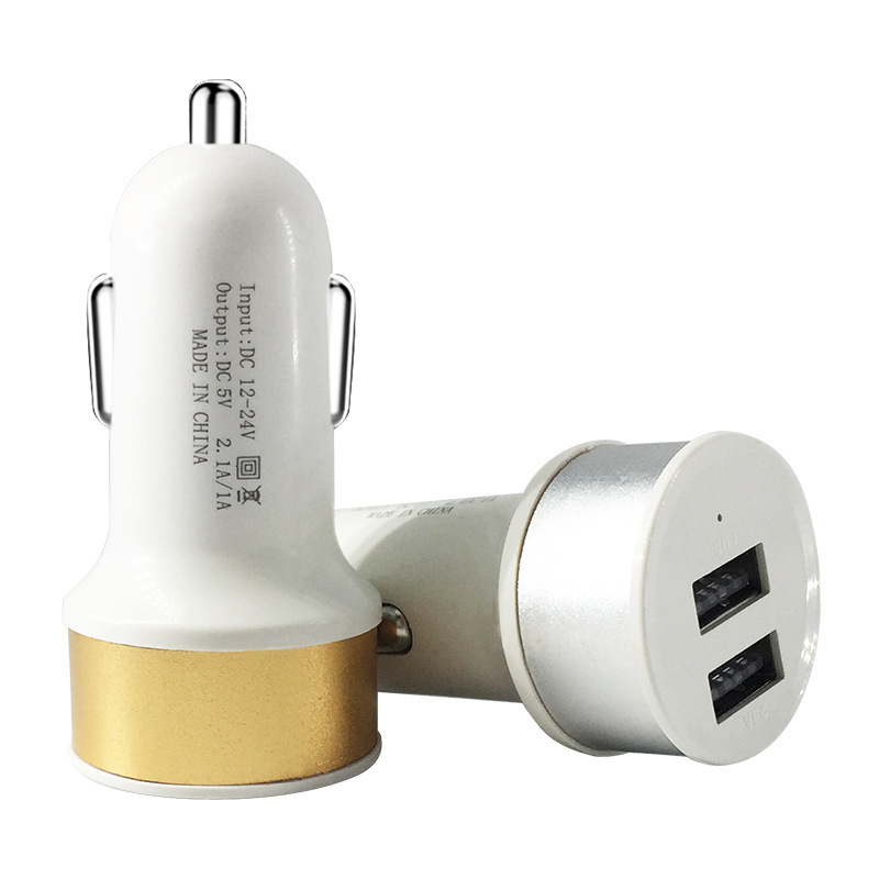 Caricatore Auto USB 2.1A – Ricarica Veloce per Smartphone e Tablet